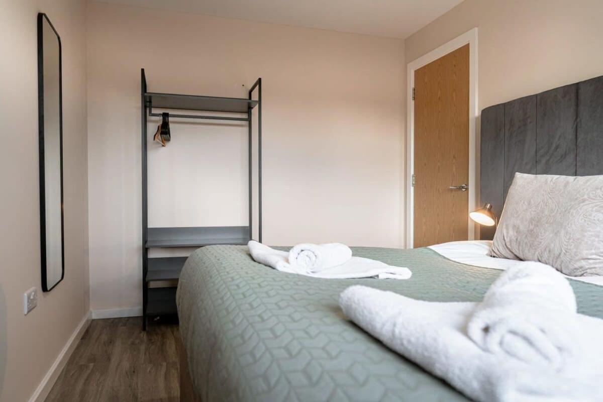 Modern 1 Bedroom Apartment In Manchester Extérieur photo