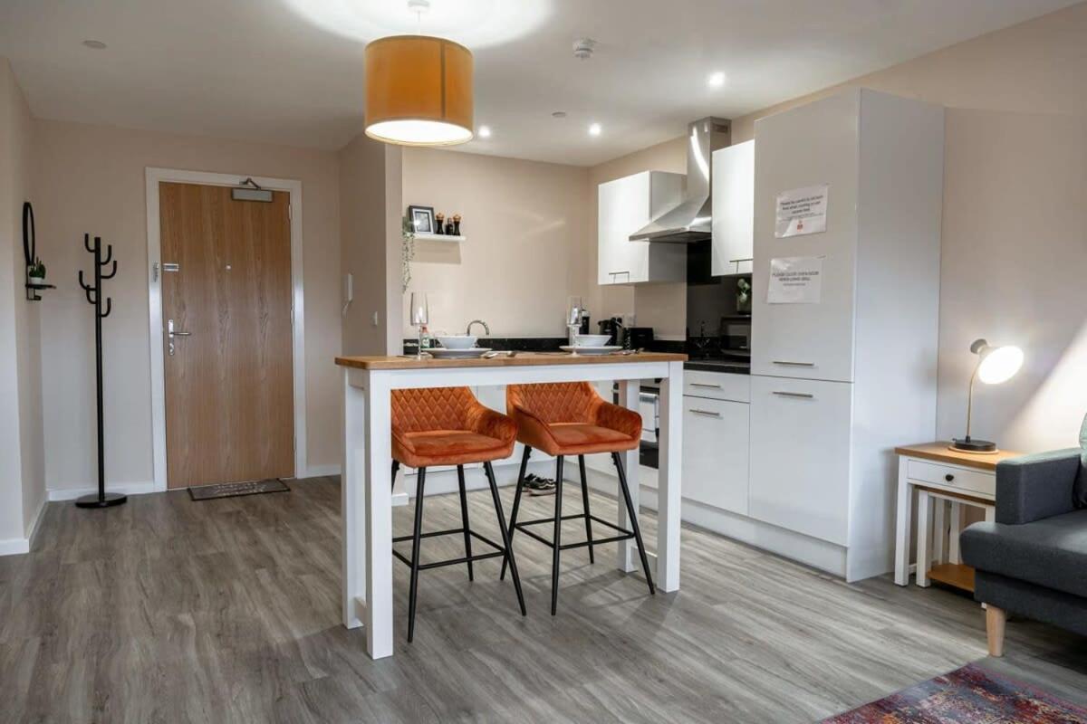 Modern 1 Bedroom Apartment In Manchester Extérieur photo