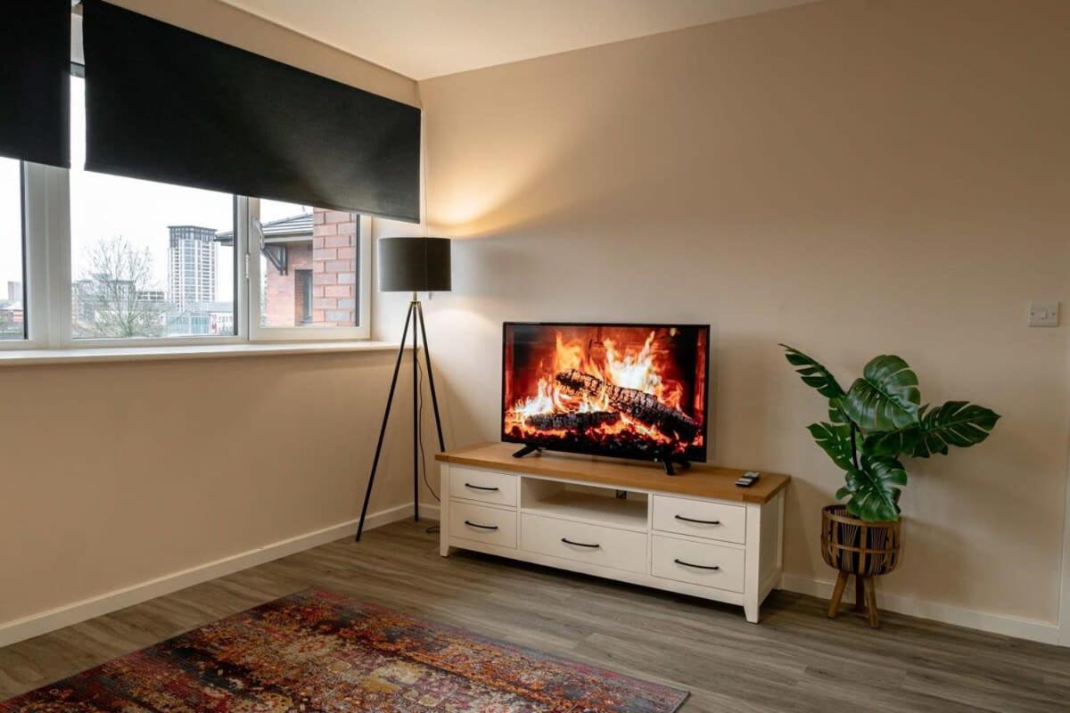 Modern 1 Bedroom Apartment In Manchester Extérieur photo